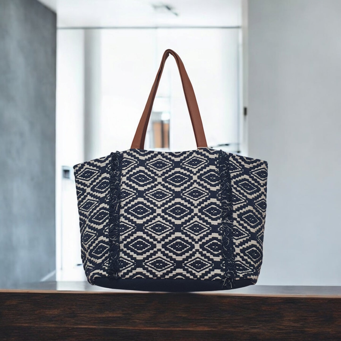 Geometric Pattern Tote Bag with Faux Leather Straps