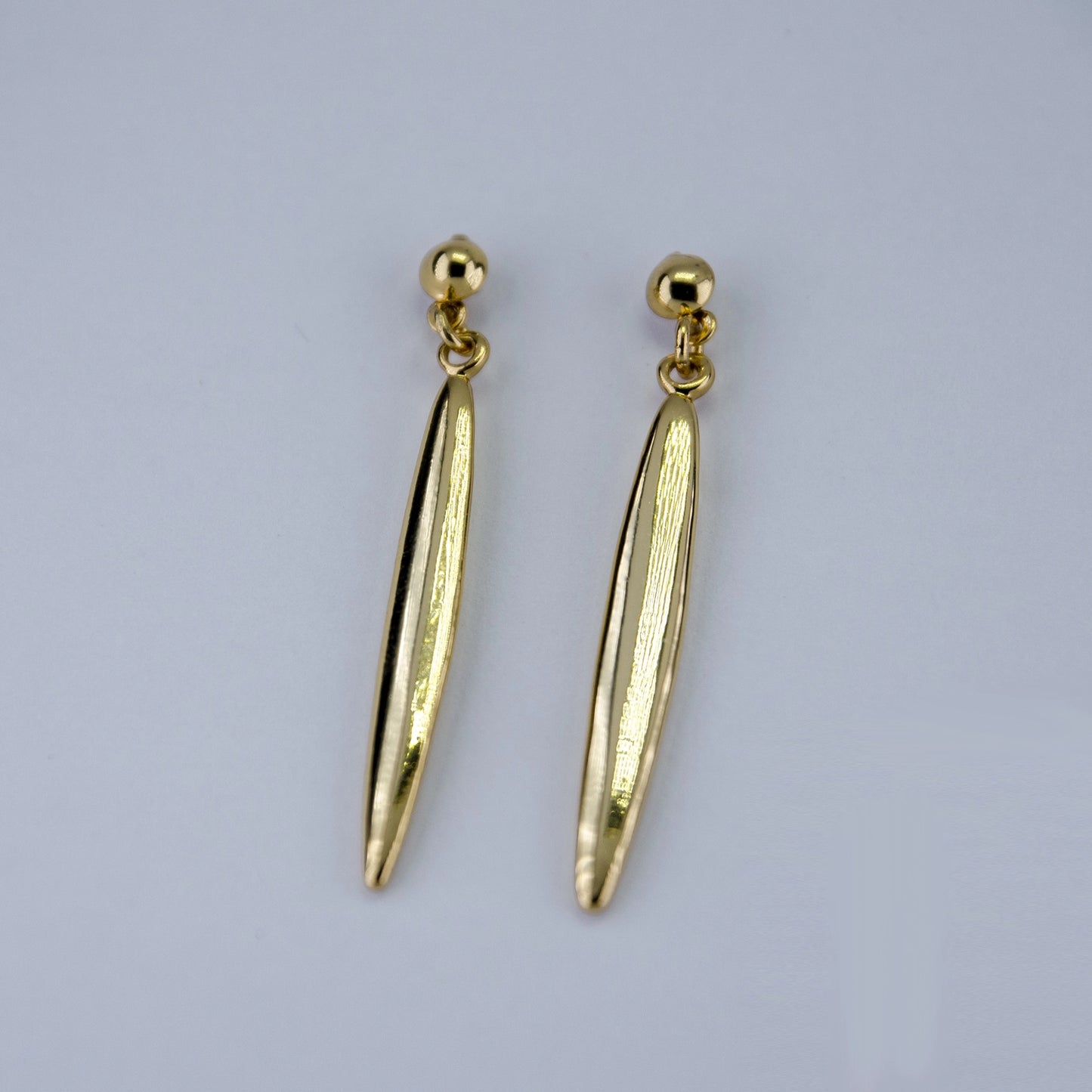 Vintage Inspired Dainty Oval Shaped Earrings