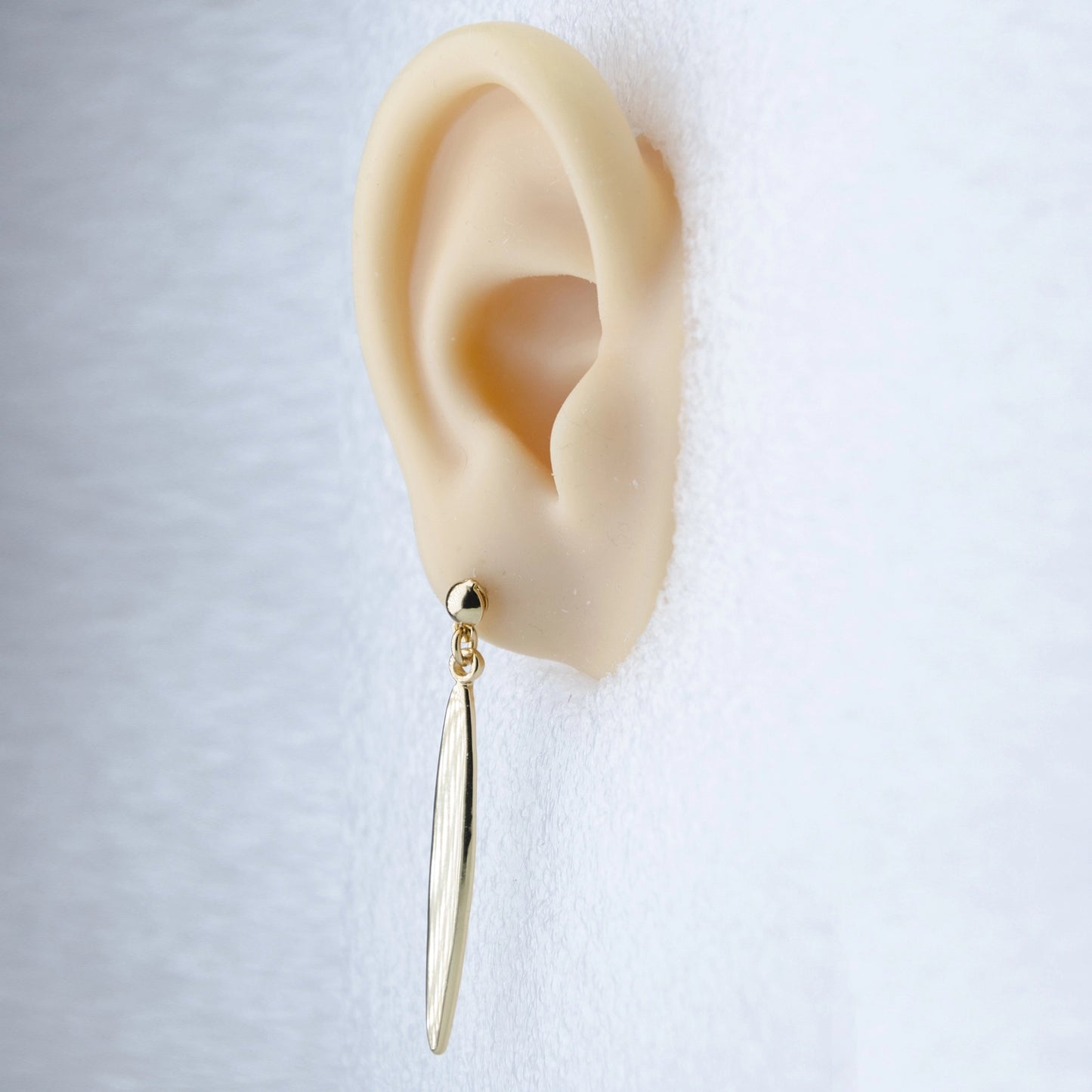 Vintage Inspired Dainty Oval Shaped Earrings