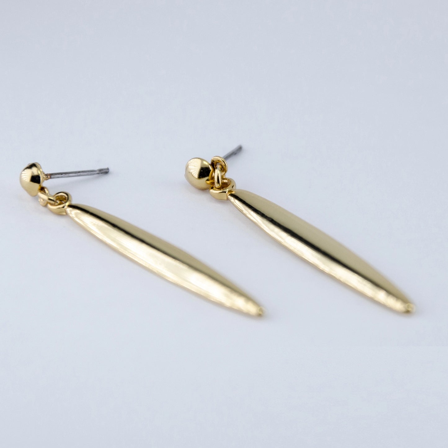 Vintage Inspired Dainty Oval Shaped Earrings