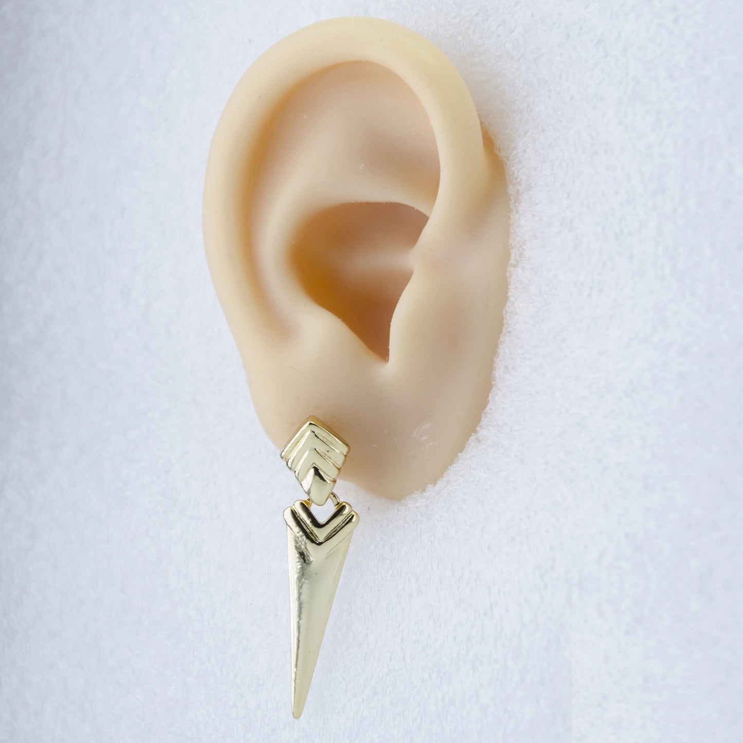 Topped by pyramids Drops Earrings