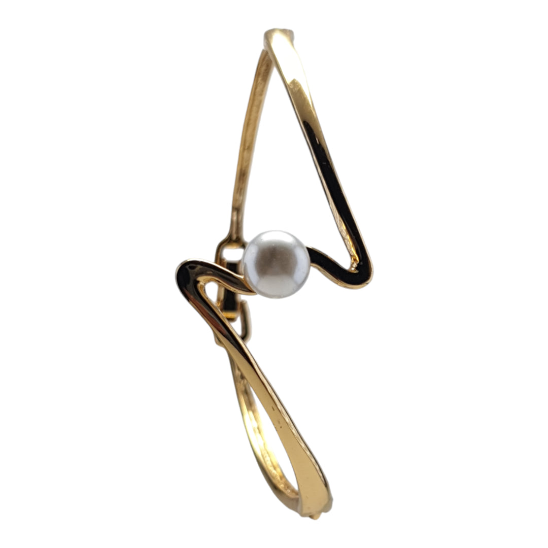 Graceful 24Kt Gold Plate Bracelet with Fancy pearl for women