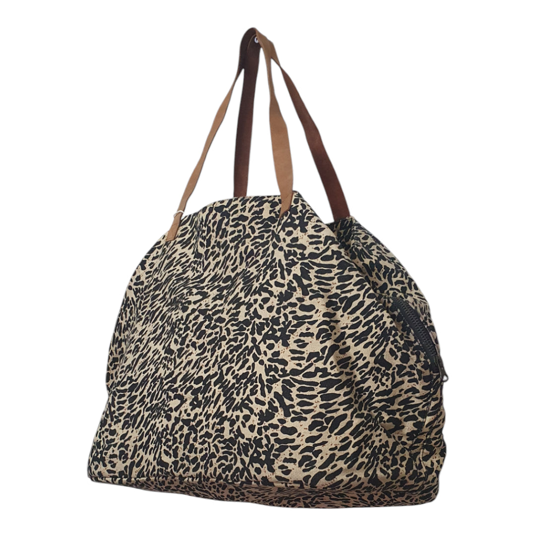 Leopard Print Tote Bag – Large Stylish Shoulder Bag for Women with Faux Leather Straps