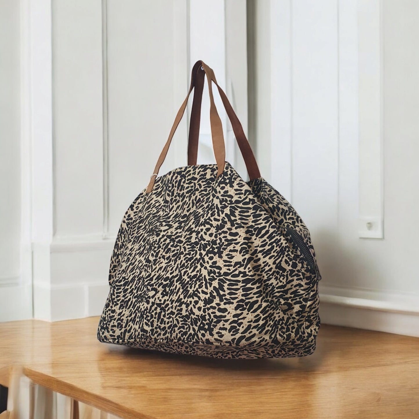Leopard Print Tote Bag – Large Stylish Shoulder Bag for Women with Faux Leather Straps