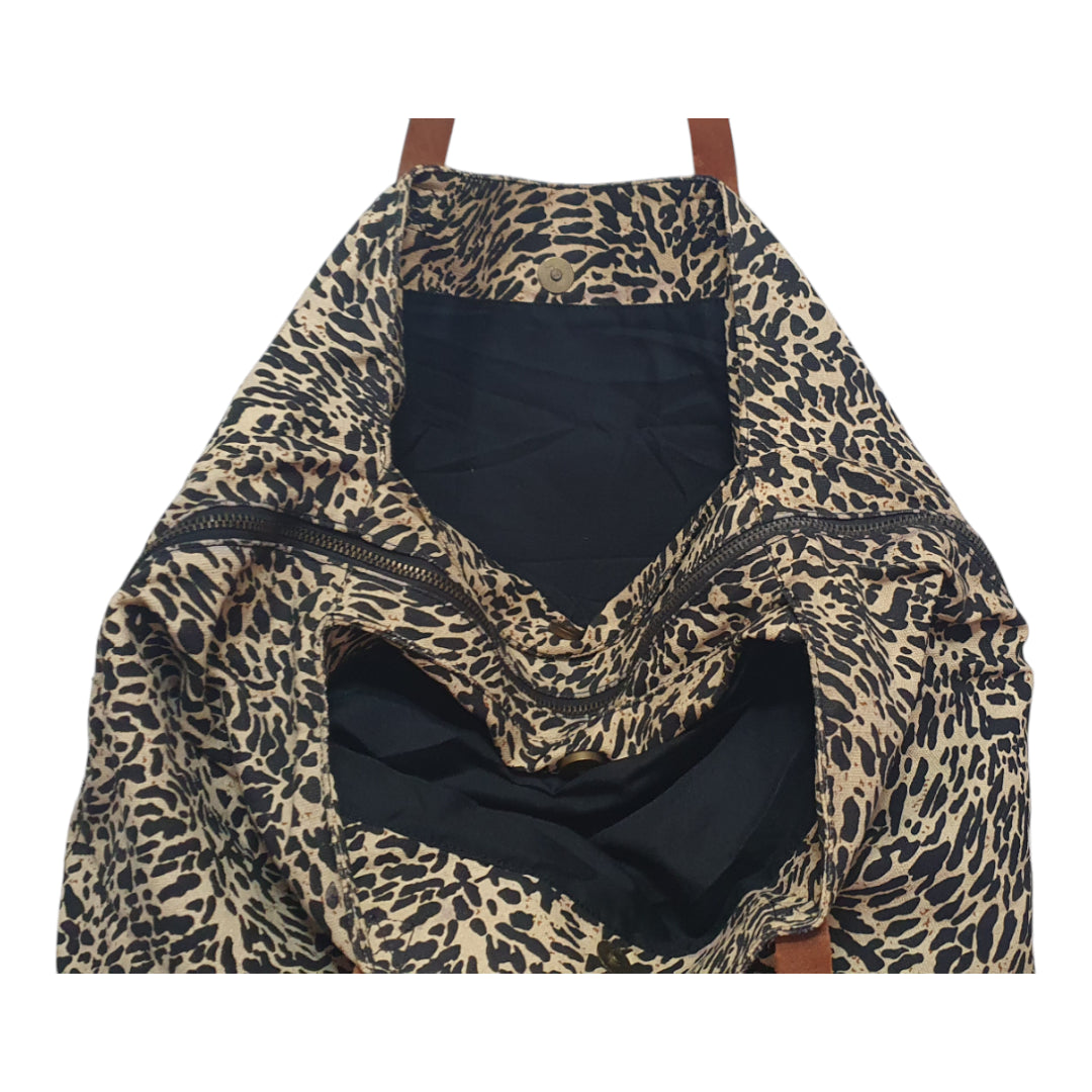 Leopard Print Tote Bag – Large Stylish Shoulder Bag for Women with Faux Leather Straps