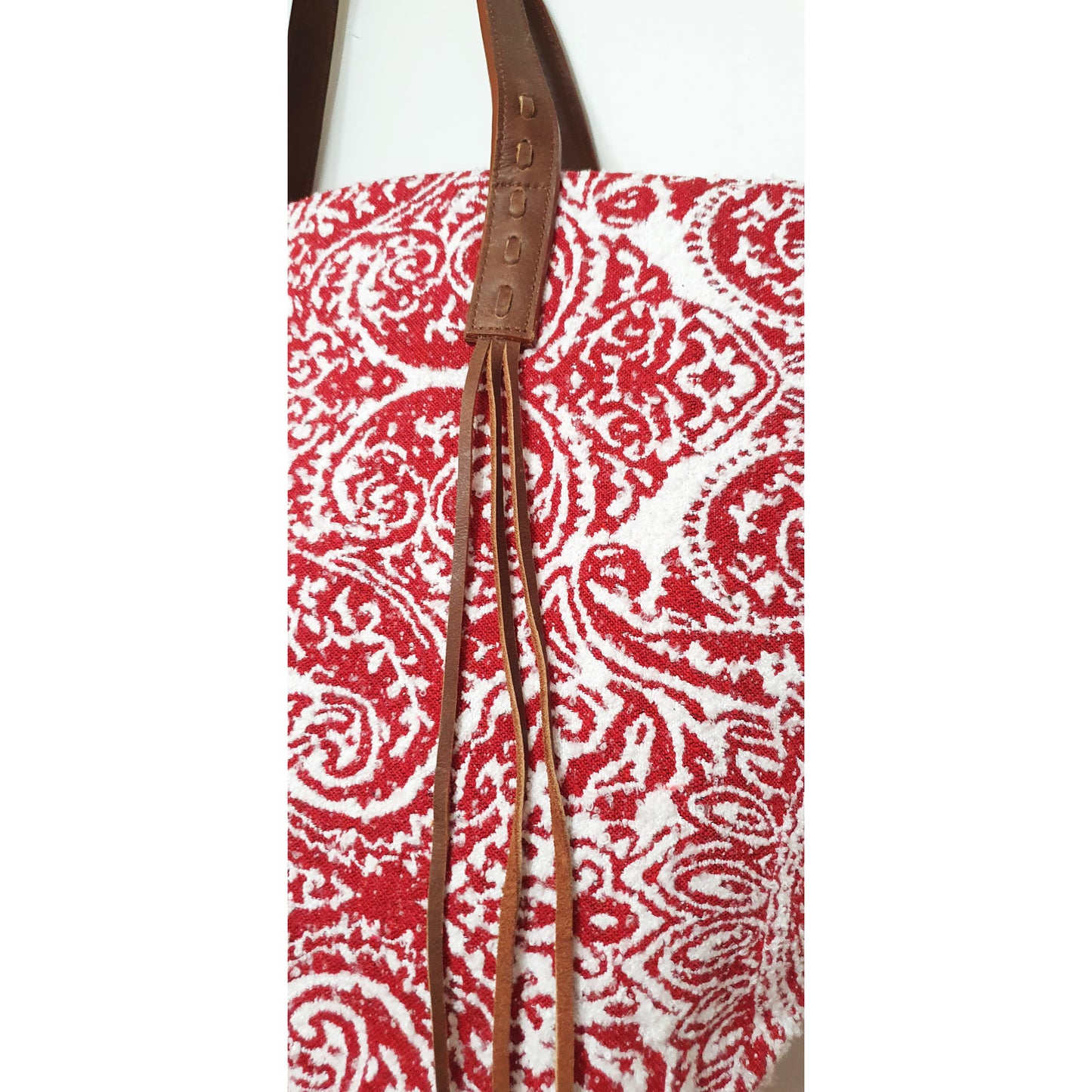 Red and White Paisley Jacquard Tote Bag with Leather Tassel Handle