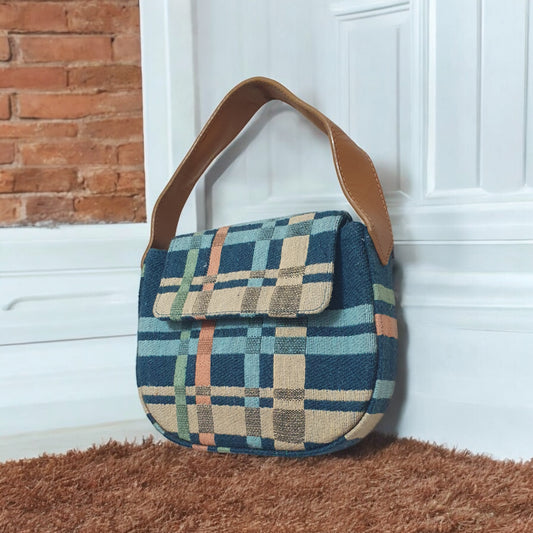Stylish Checkered Handbag for Women – Retro Fabric Shoulder Bag with Leather Strap