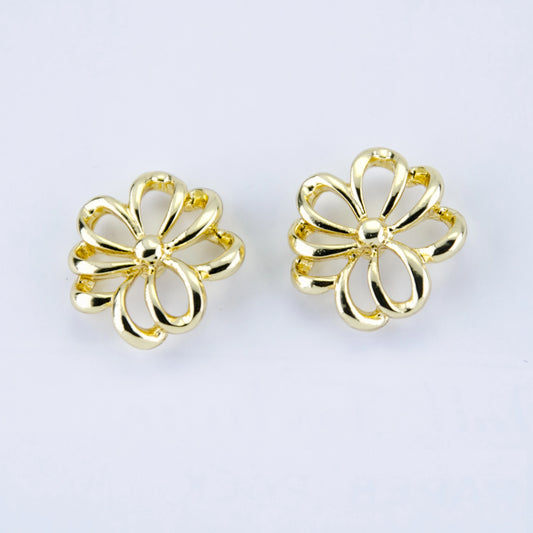 Tiny Flower Studs earrings