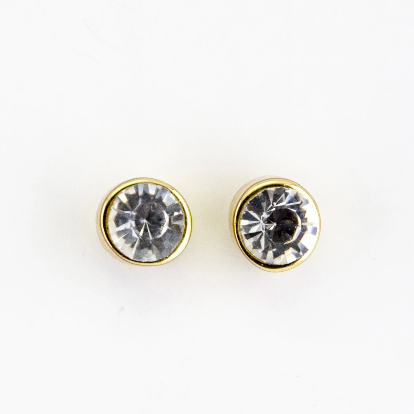 Baby bezel stud earrings