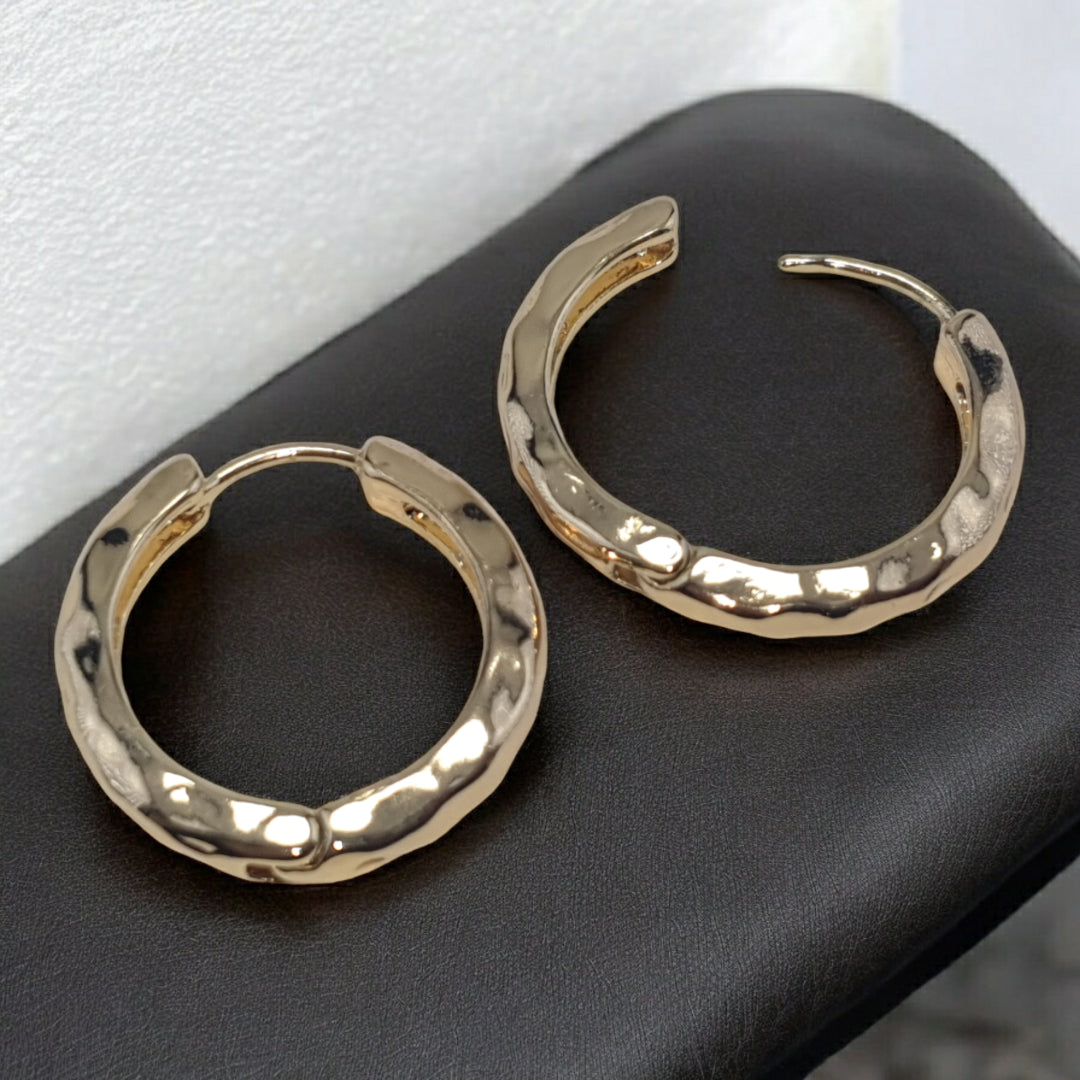 Hammered Texture Circle Design Hoop Earrings